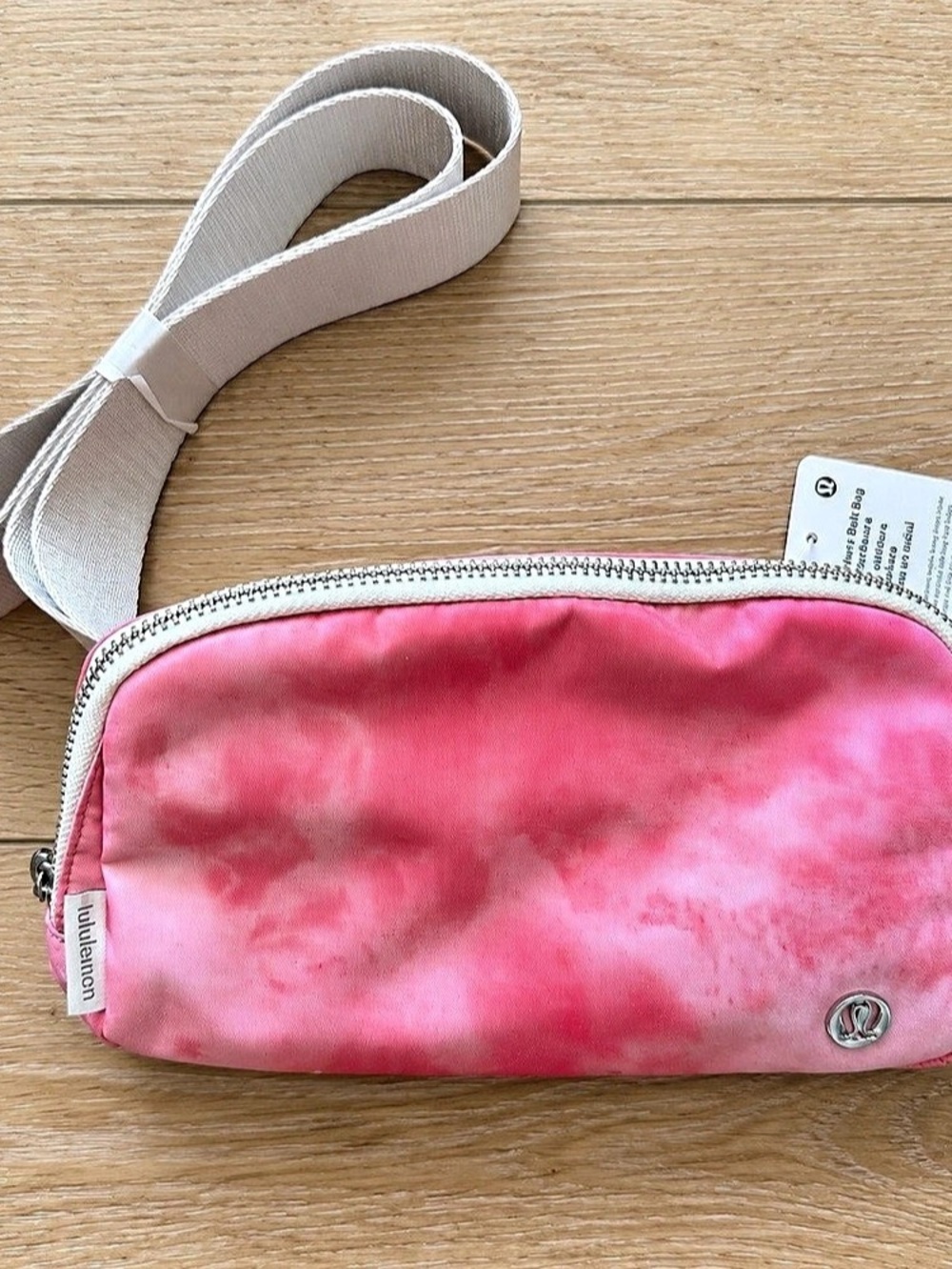 Lululemon Everywhere Belt Bag Metal Hardware Sonic Pink Tie-Dye NWT
